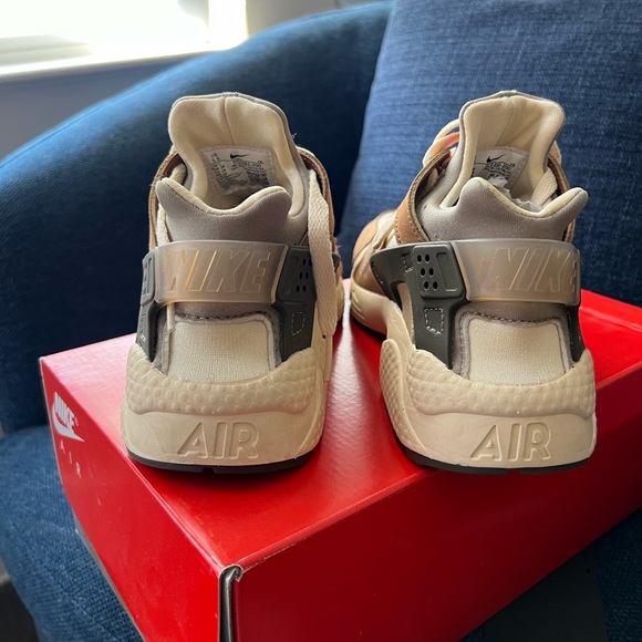 Nike Huarache LE - Desert Oak - Picture 6 of 9